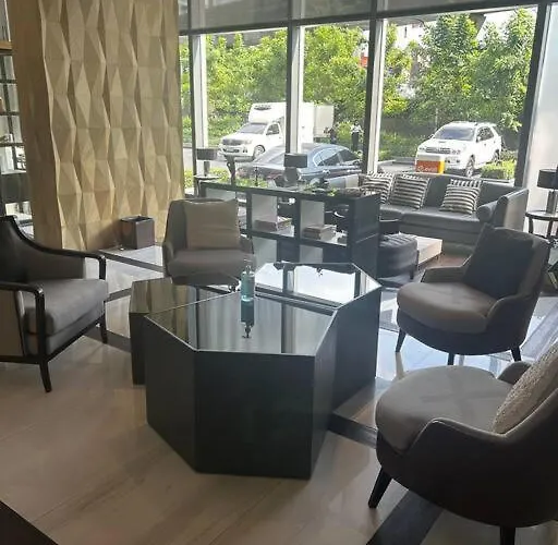 1br At Thonglor Bts Infinitypool Overlooking